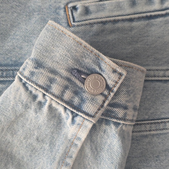 Classic Icon Denim Jacket - Picture 6 of 6